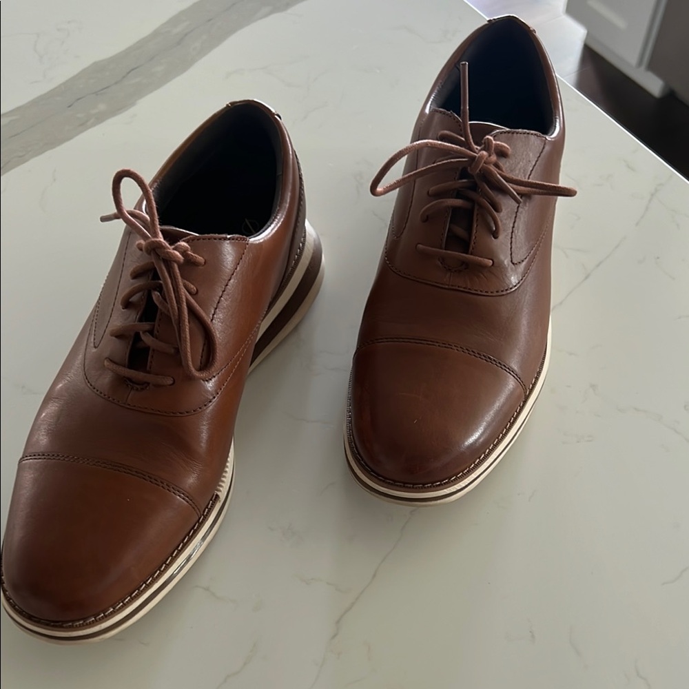 Cole Haan Brown Oxfords with Polished Finish